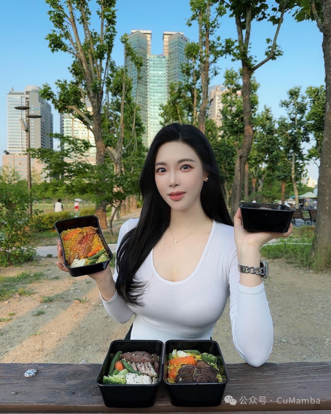 肤白貌美，气质出众，美啊美！ - 炫图天下