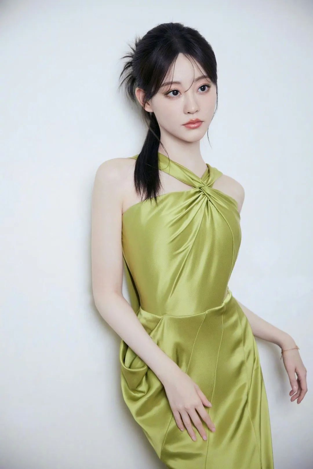 祝绪丹 温柔优雅 超好看！写真 - 炫图天下