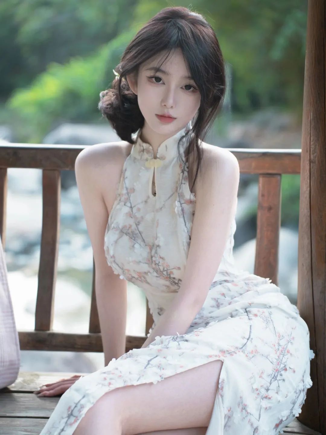 冷清美女 壁纸 - 炫图天下