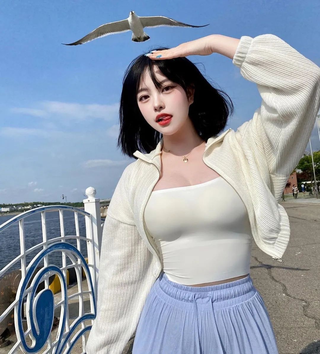 又纯又欲韩妹！完美身材，爱吐舌头，太润了 - 炫图天下