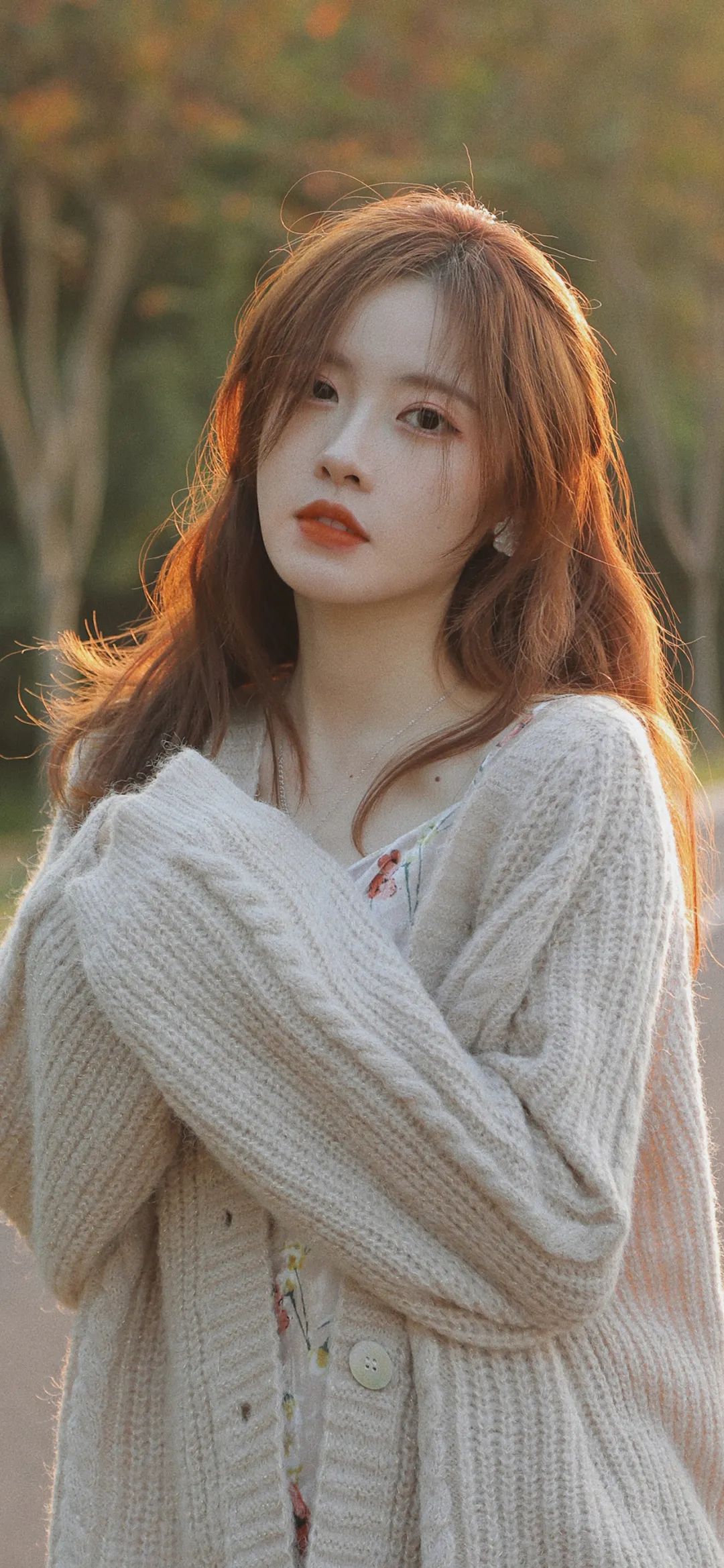手机壁纸｜ 做个阳光女孩吧 - 炫图天下