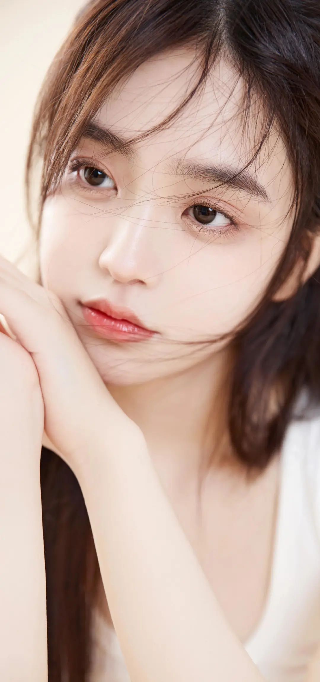 来几张养眼的美女壁纸 - 炫图天下