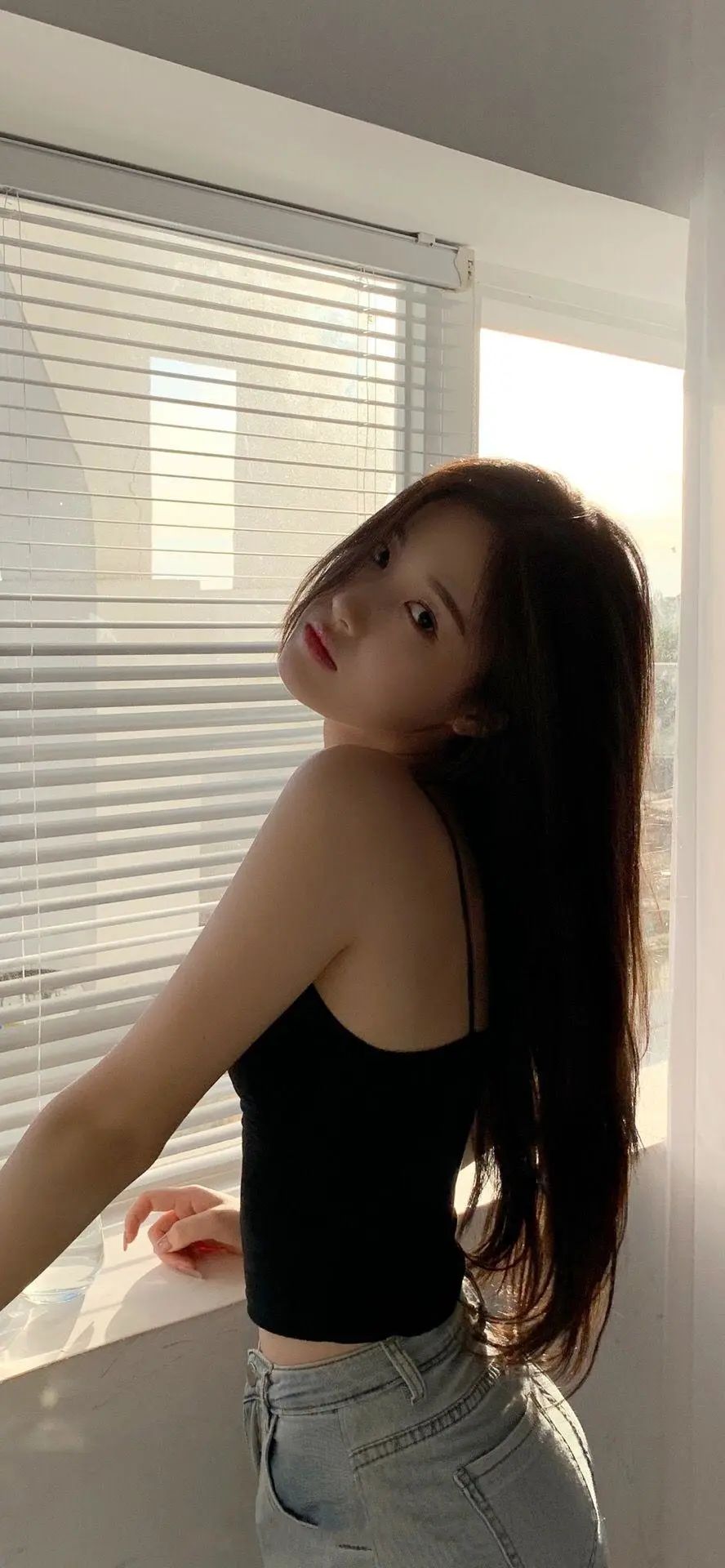 慢吞吞的小孩也有自己的玫瑰海 壁纸 - 炫图天下