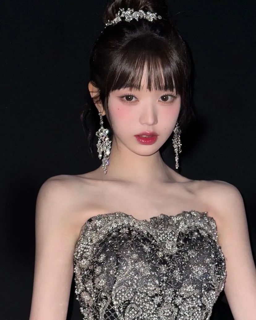 “神级转圈”张元英 不转圈也很美疯啦！喵喵~ - 炫图天下