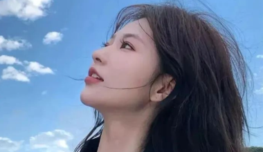 精选高清全屏?????????｜美女壁纸 - 炫图天下