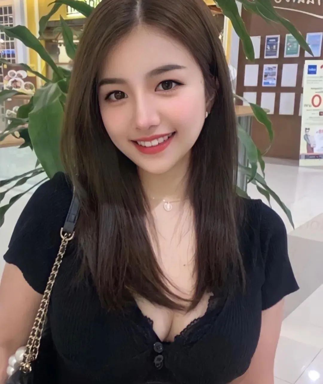 每日图鉴0609：泰国甜妹，又纯又欲~ - 炫图天下