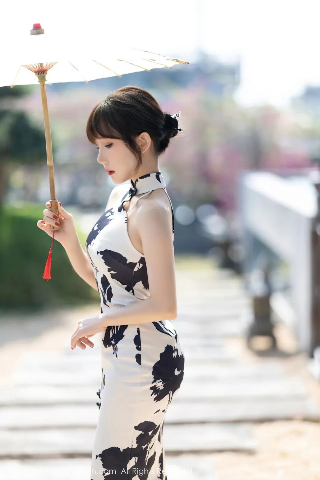 【福利】旗袍、蕾丝内衣、黑丝、纤柔身躯、苗条身材 - 炫图天下