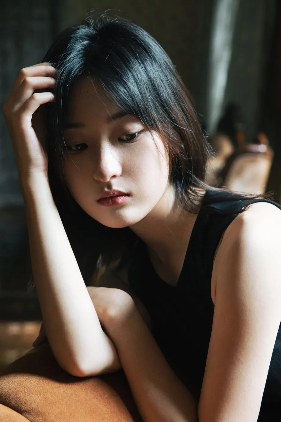 文艺女孩 – 无芯 - 炫图天下
