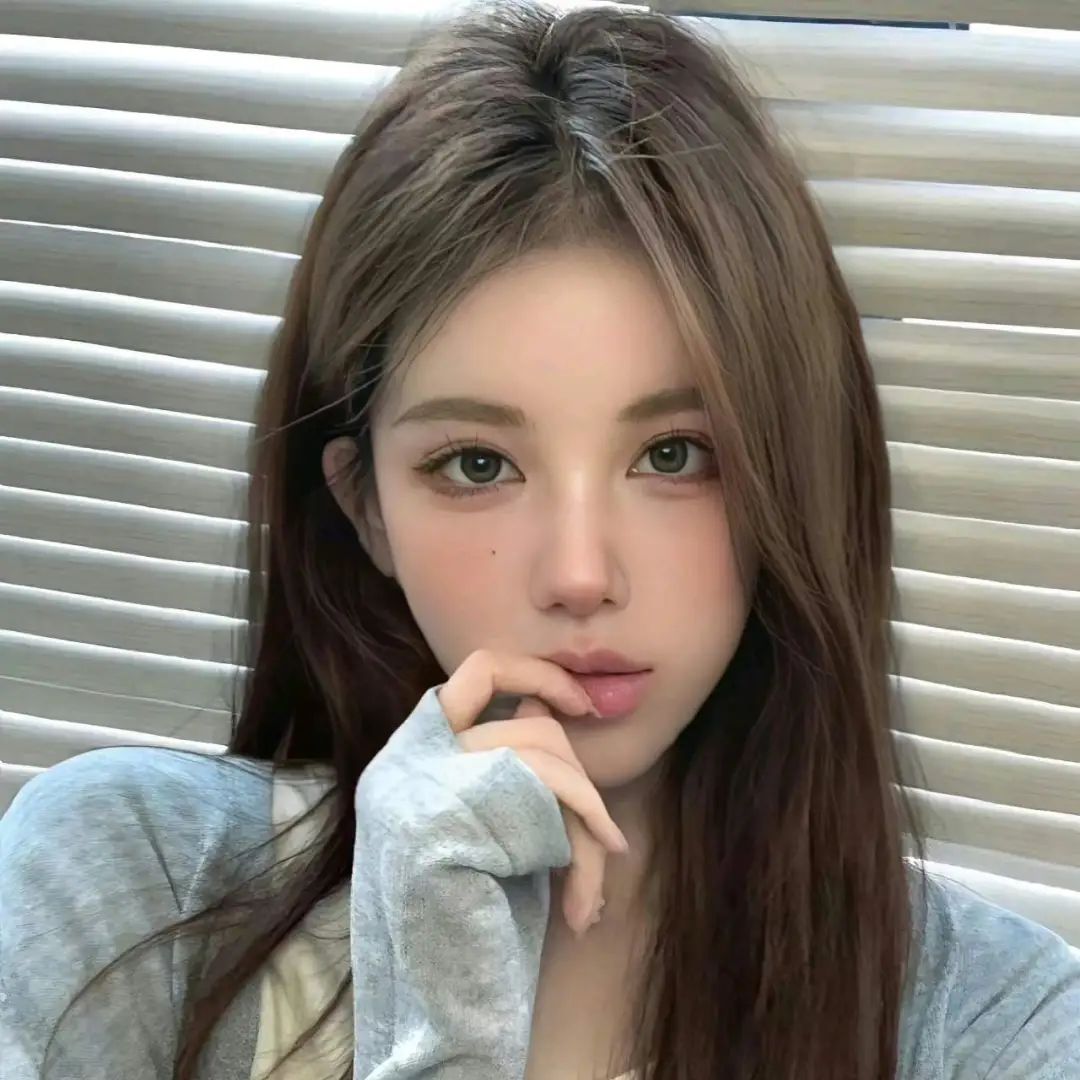 女头 | 拽酷校花霸气侧漏 - 炫图天下