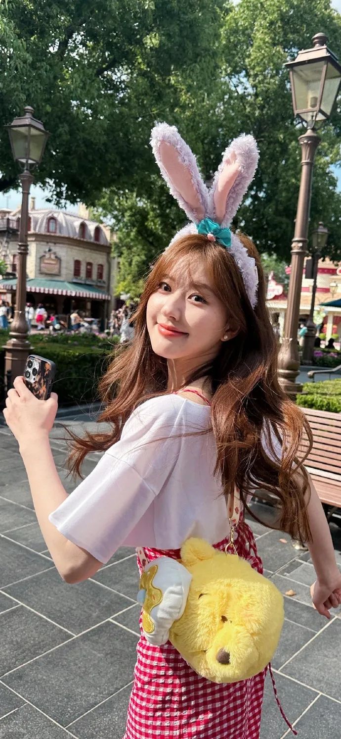 手机壁纸 | 只有理想在支撑着那些麻木的血肉 - 炫图天下