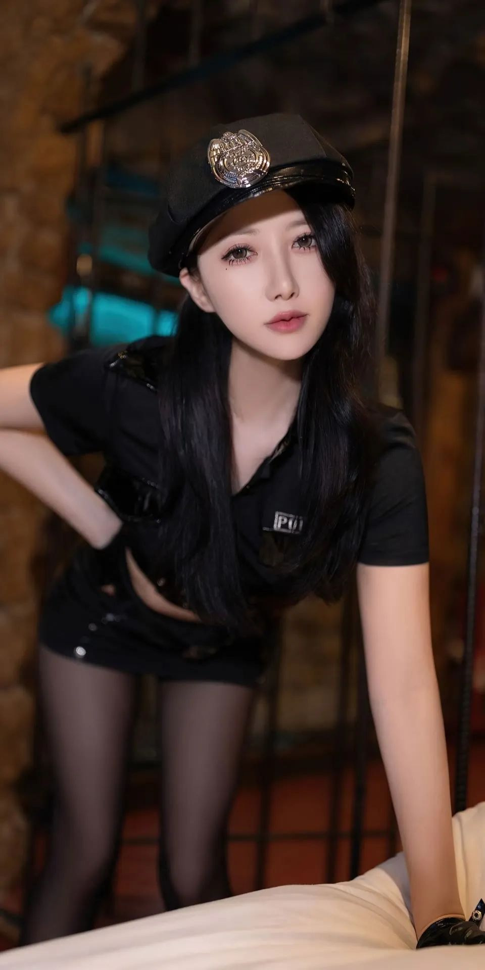 鱼子酱fish黑丝性感写真 - 炫图天下