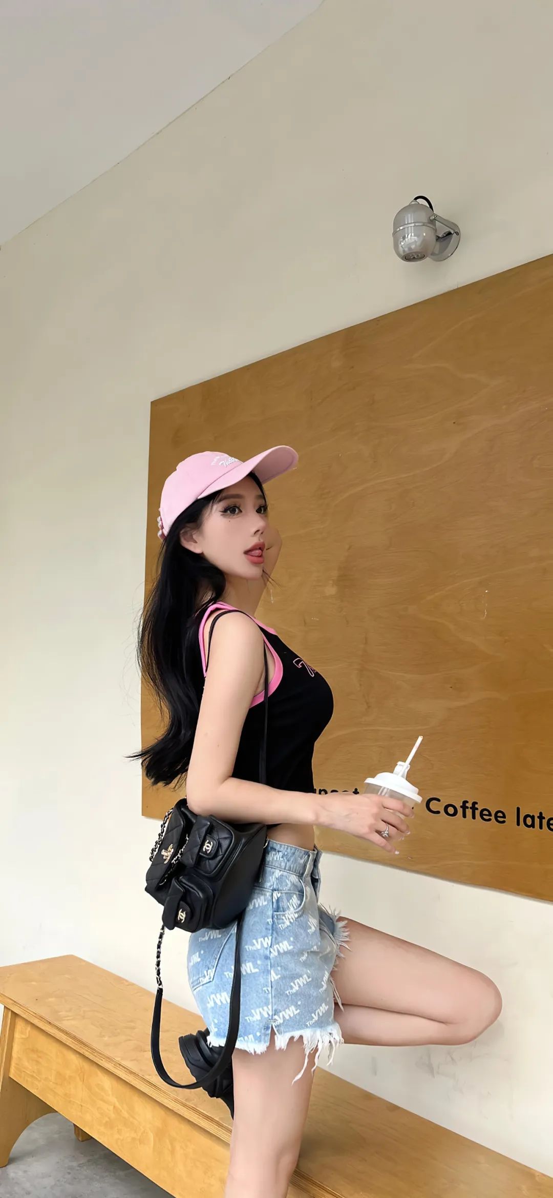 手机壁纸 | 夕阳下你金色的背影如此好看 - 炫图天下