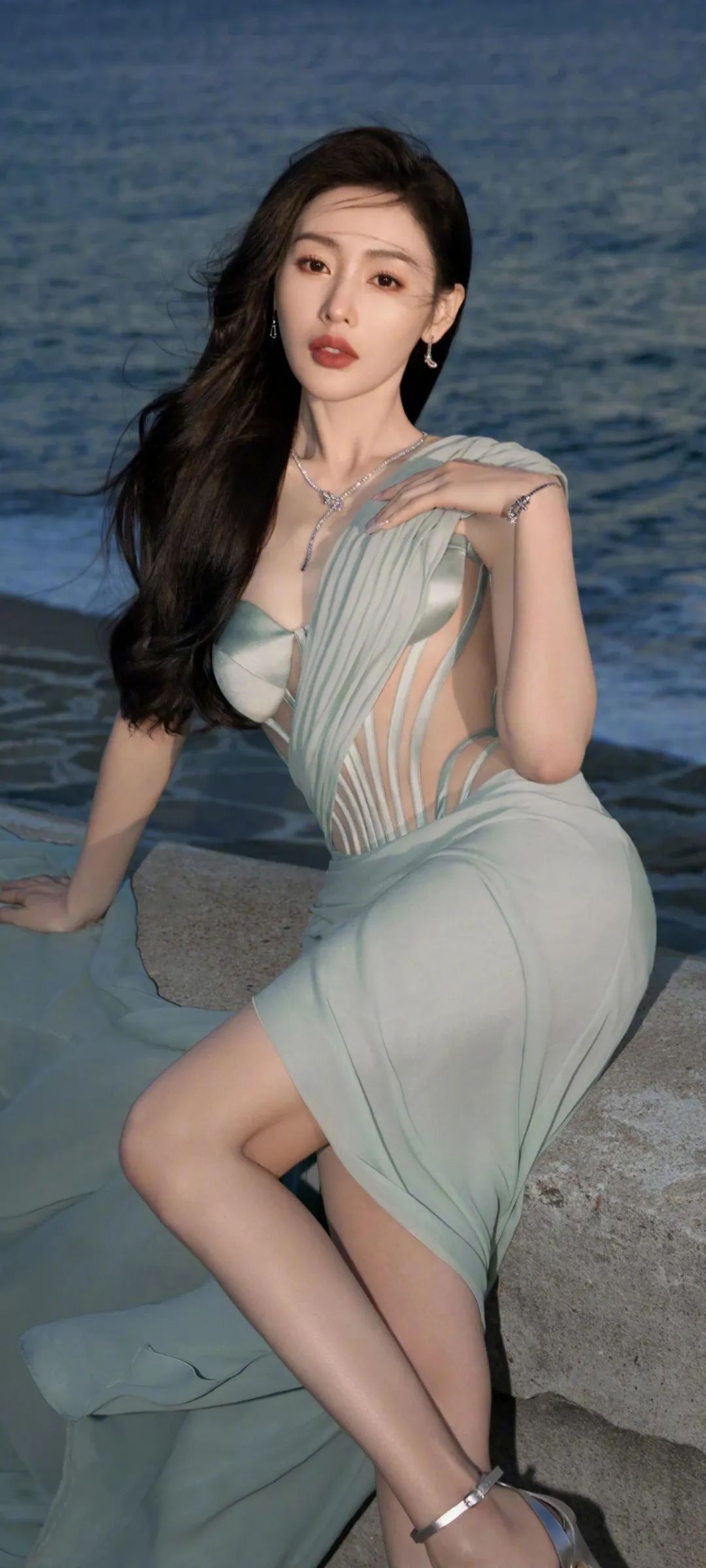 张天爱|戛纳海边写真壁纸 - 炫图天下