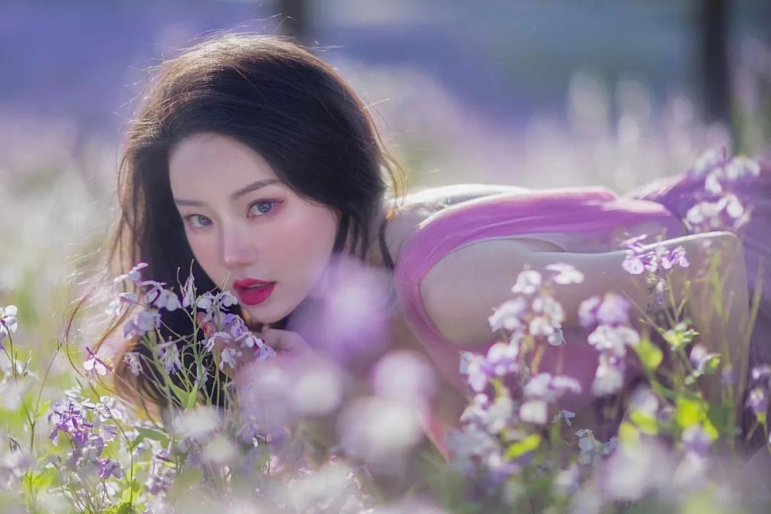 紫色的浪漫 是清纯无比的样子 - 炫图天下