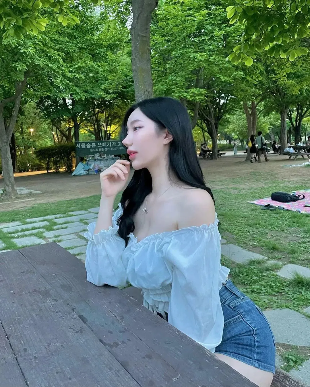 甜美韩妹！这身材太有料了 - 炫图天下