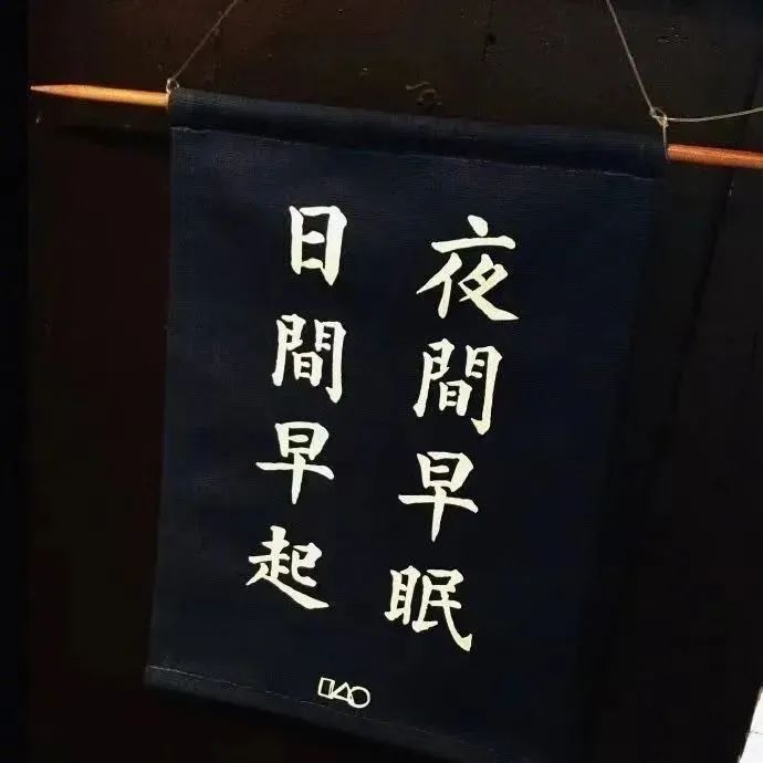 “句子越短，后劲越大” - 炫图天下