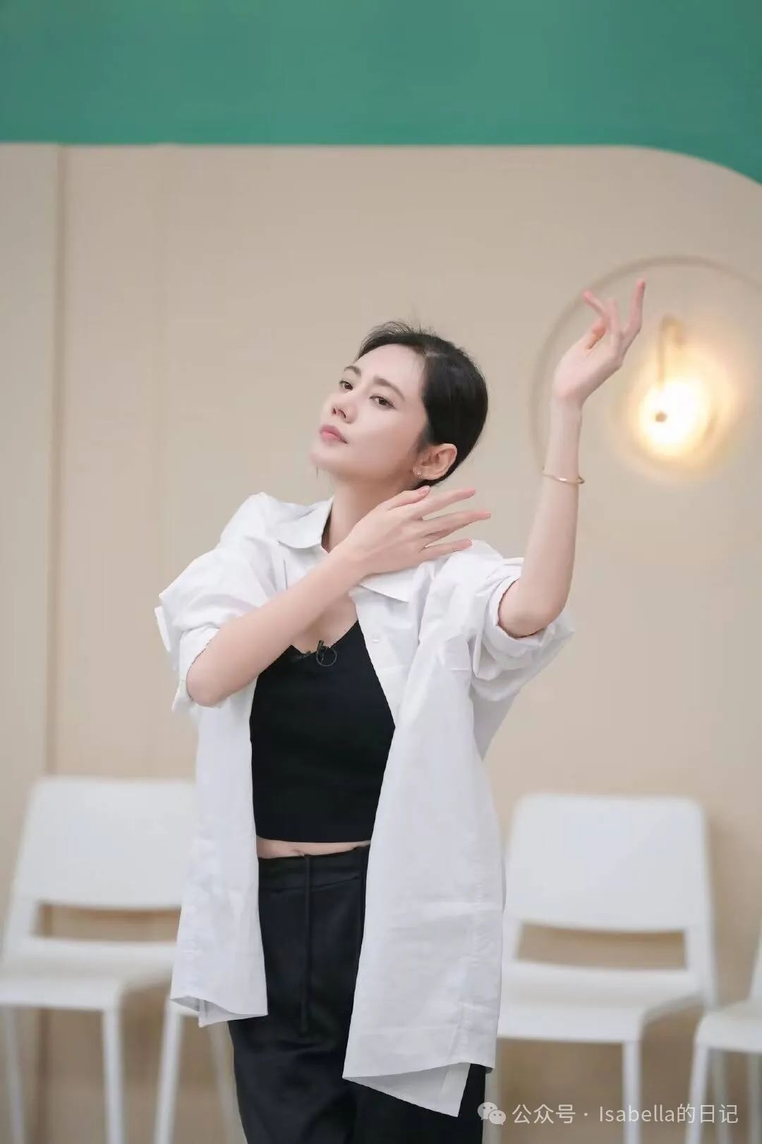 秋瓷炫的人生剧本，逆境中绽放魅力，演绎复仇与重生的感人故事。 - 炫图天下