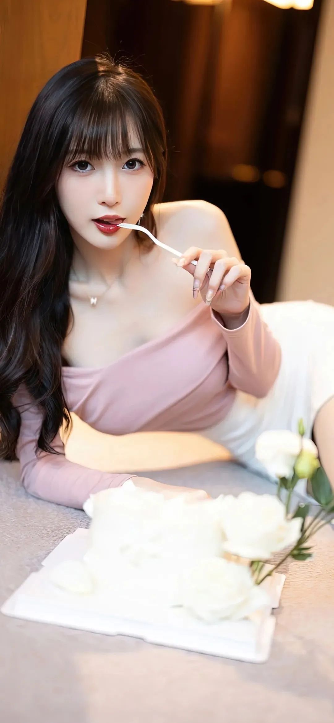 纯欲写真|大长腿美女嫩模火爆写真性感极品美女 - 炫图天下