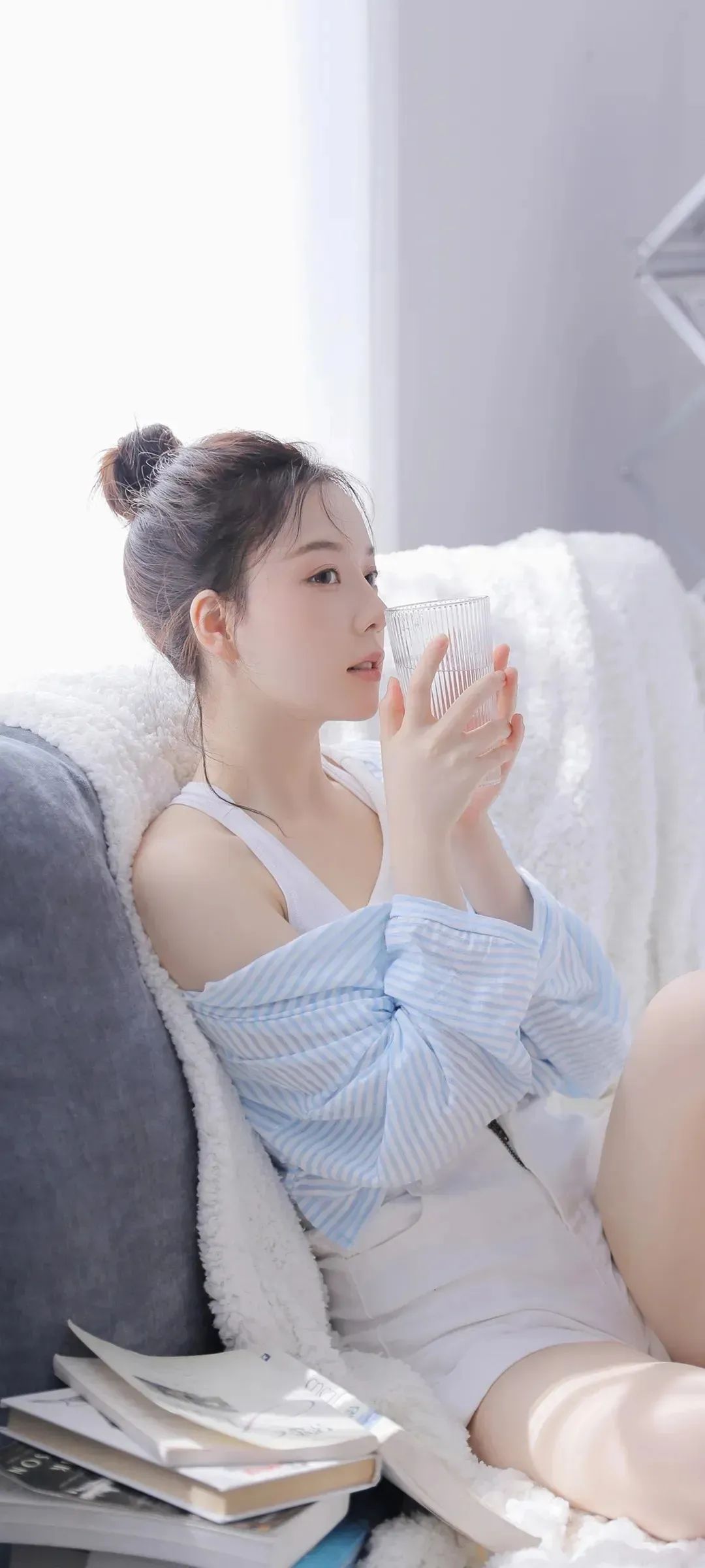 手机美女壁纸|小清新美女少女壁纸 - 炫图天下