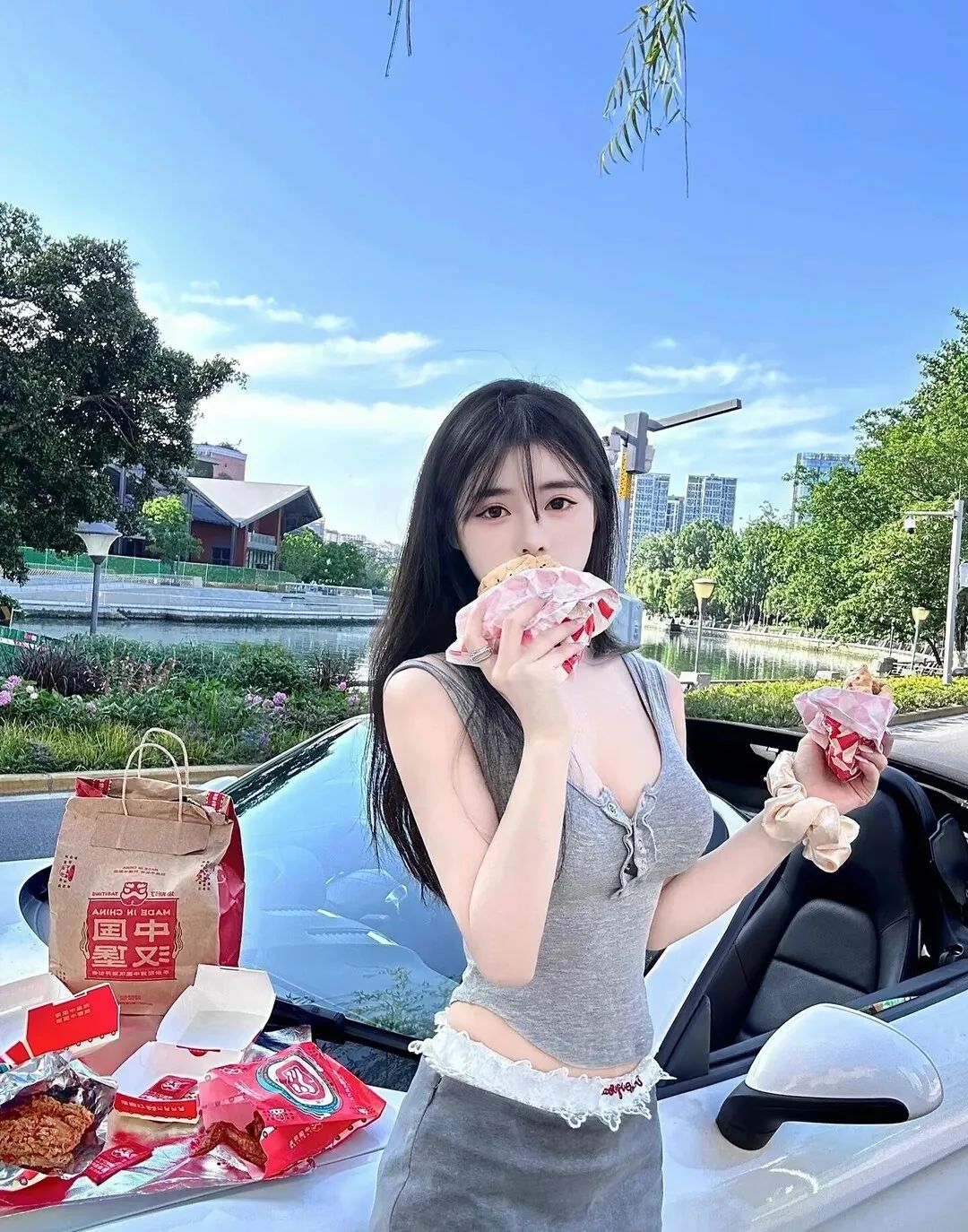 美女壁纸 | 开心小仙女 - 炫图天下