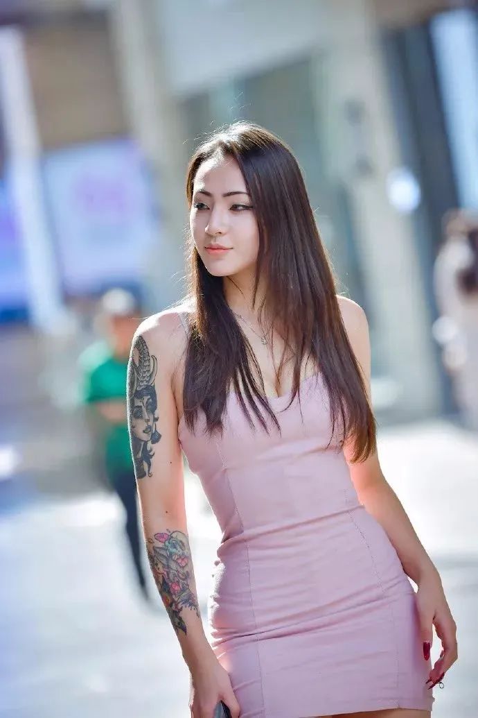 街拍美女|街拍美女身材 - 炫图天下