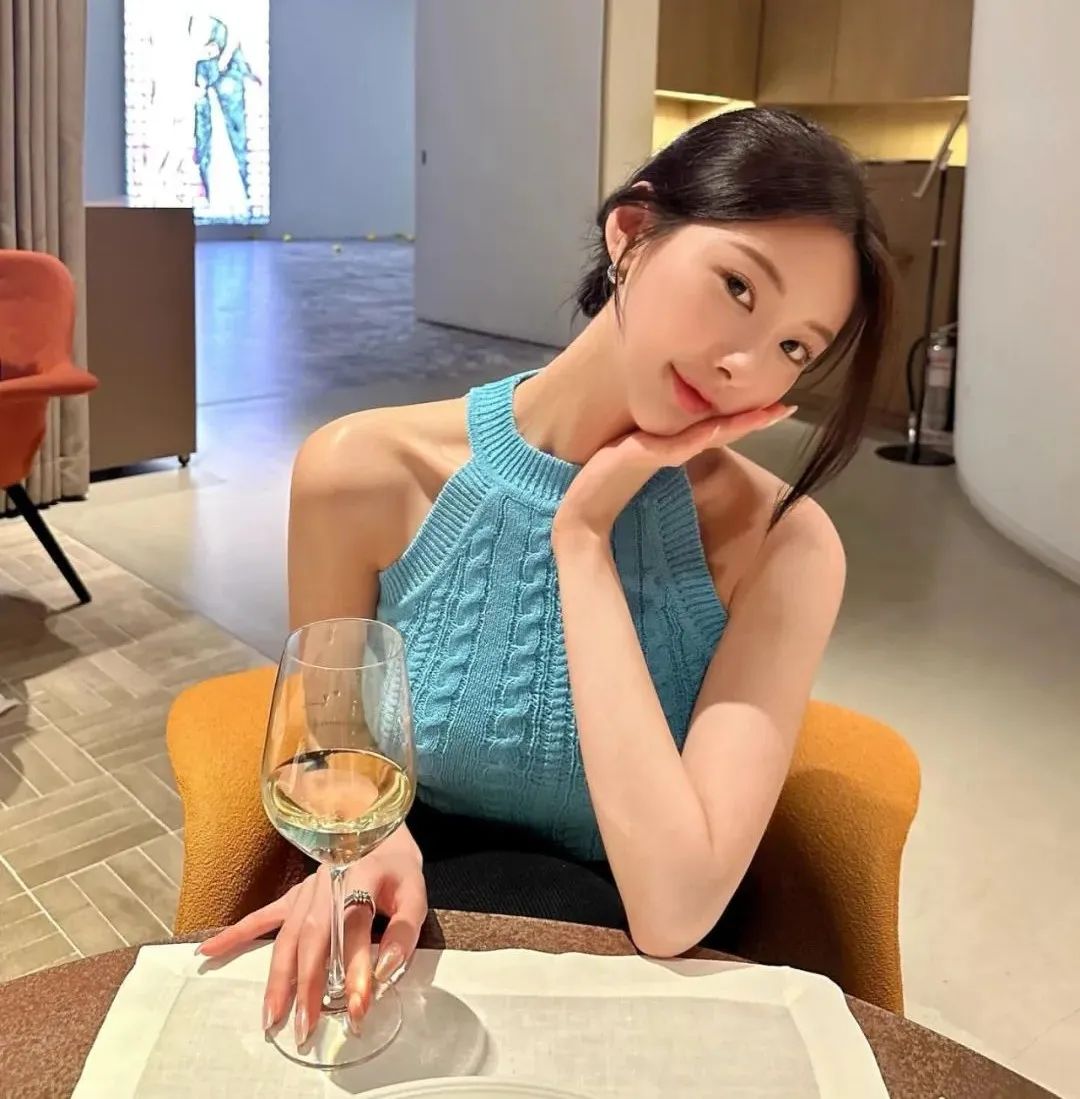 韩国顶级少妇！这腰臀比真的绝了 - 炫图天下
