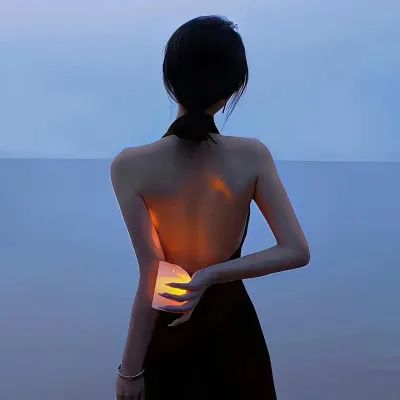 “超美WeChat美女背影头像” - 炫图天下
