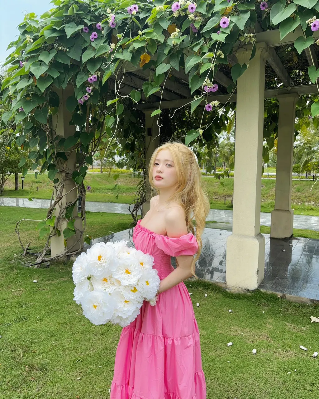 2024最新美女写真 | 粉丝芭比公主 - 炫图天下