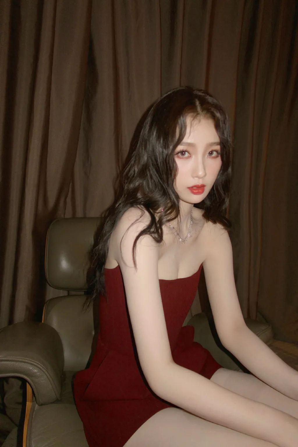 性感又火辣的上海美女 - 炫图天下