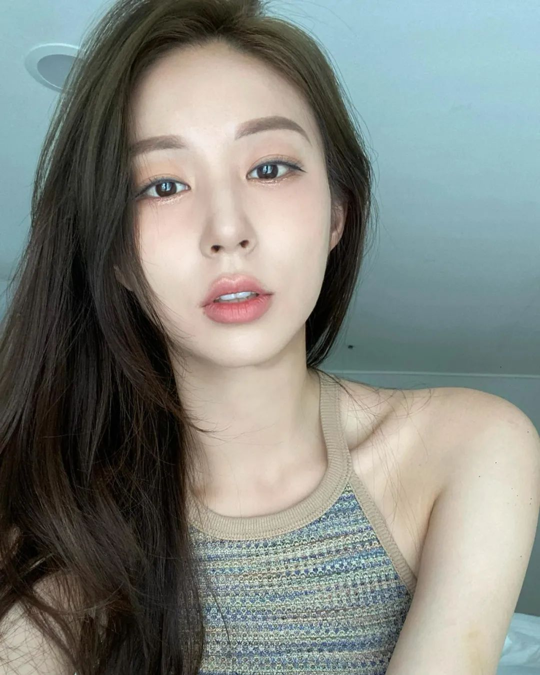 网红相亲：（绝版韩妹）韩国又长又直又白！杀伤力太大了.. - 炫图天下