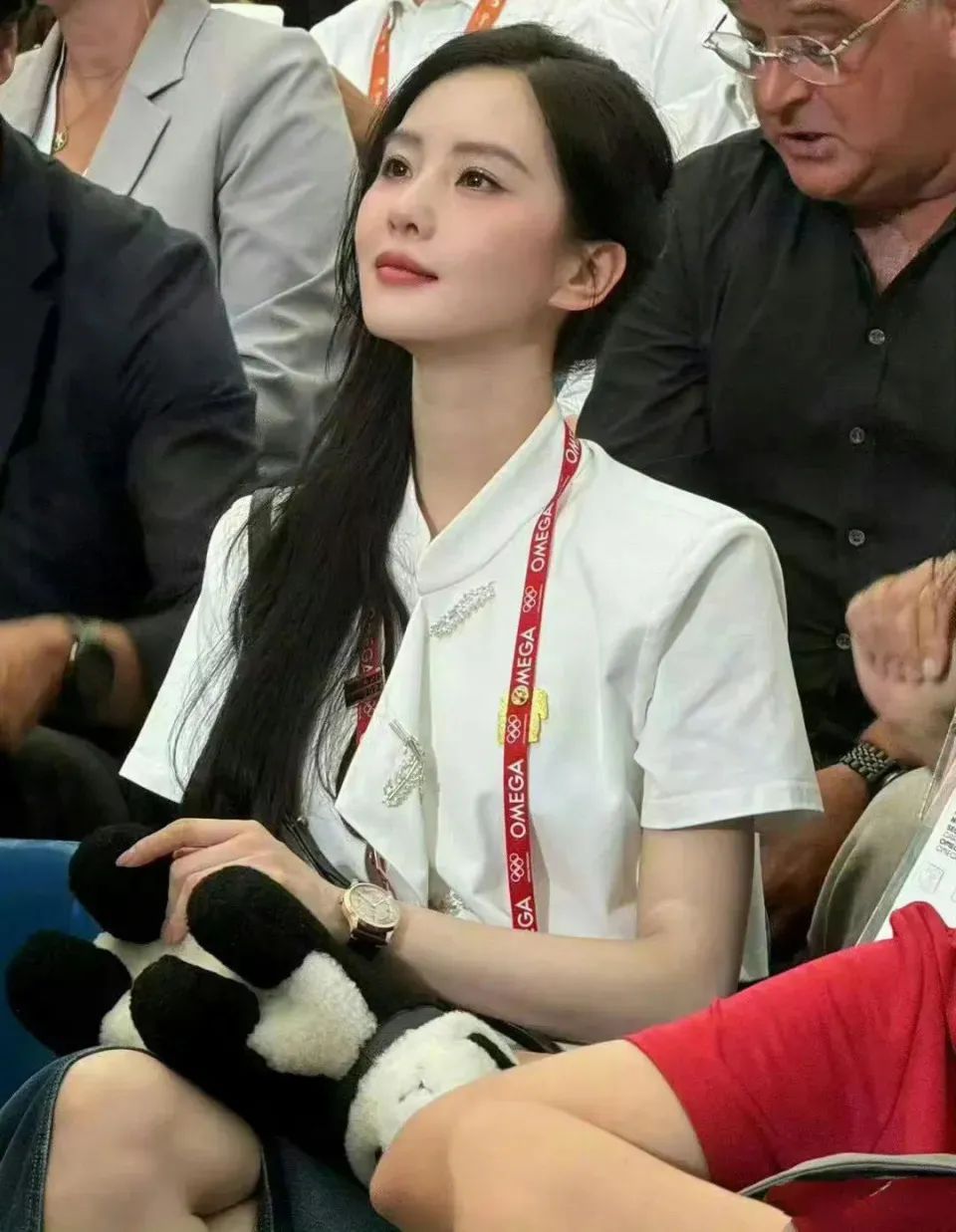 刘诗诗、惊现奥运会现场、众人惊呼太美了 - 炫图天下