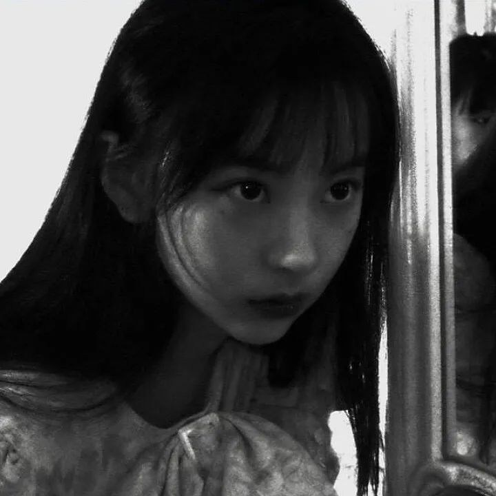 微信头像 | 缘分让我们相遇乱世以外 命运却要我们危难中相爱 - 炫图天下