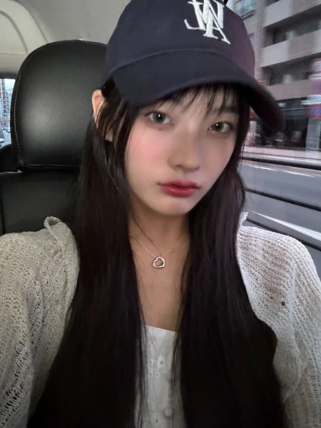 看到彩羽的自拍 全世界的梦女都吻了上来…… - 炫图天下