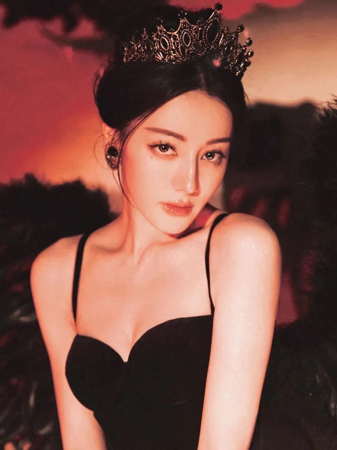 壁纸｜迪丽热巴超欲超绝大美女抹胸壁纸 - 炫图天下