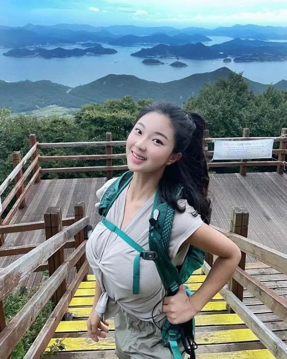 韩国运动美女“圣熙”爱登山 - 炫图天下