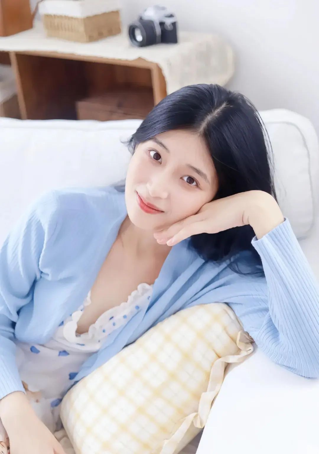 短裙白袜写真 - 炫图天下