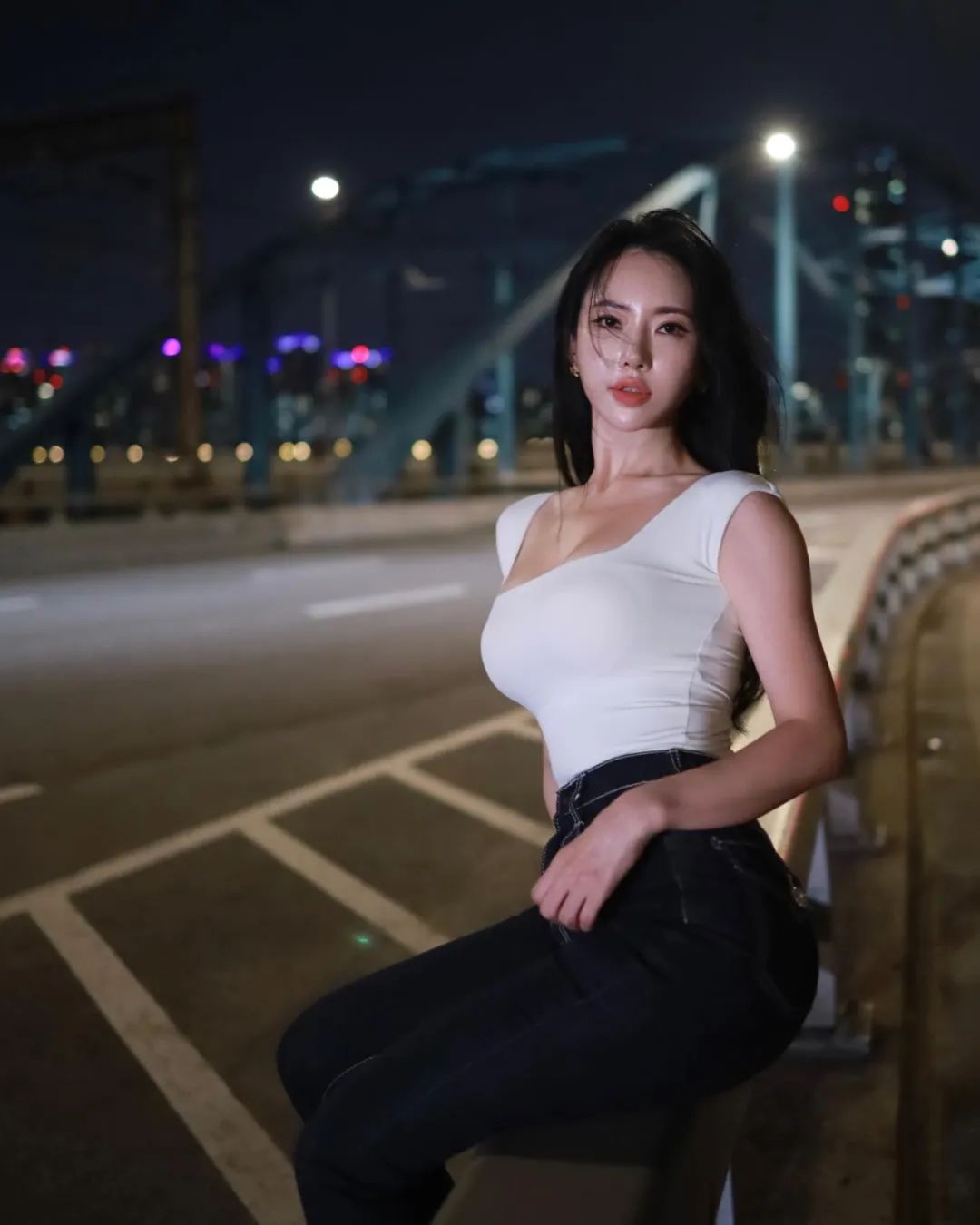 韩国美艳少妇！玉腿化莲，摇曳生姿，风情万种令人沉醉 - 炫图天下