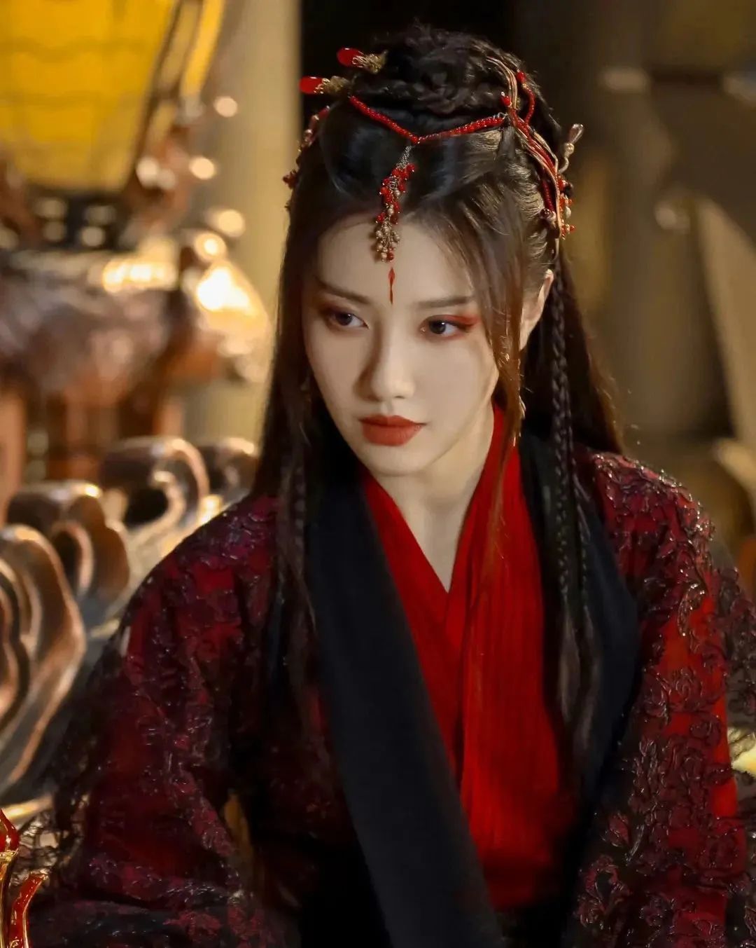 壁纸｜妖艳魅惑王鹤润身材丰盈美满壁纸分享 - 炫图天下