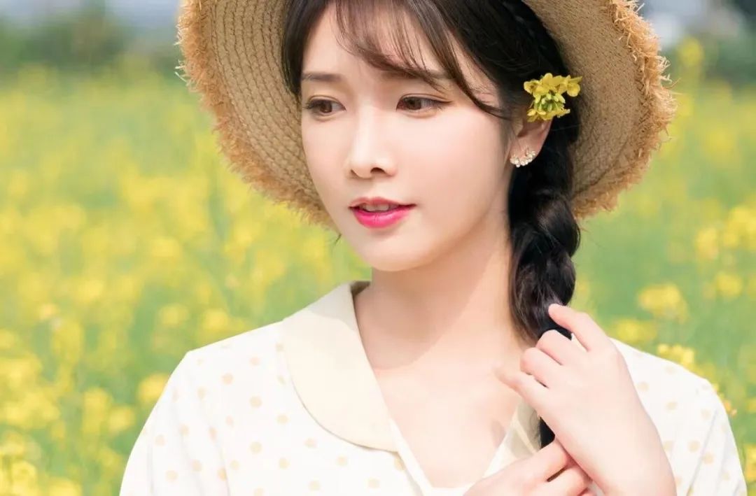 户外人像拍姿技巧：轻松拍出惊艳美照 - 炫图天下