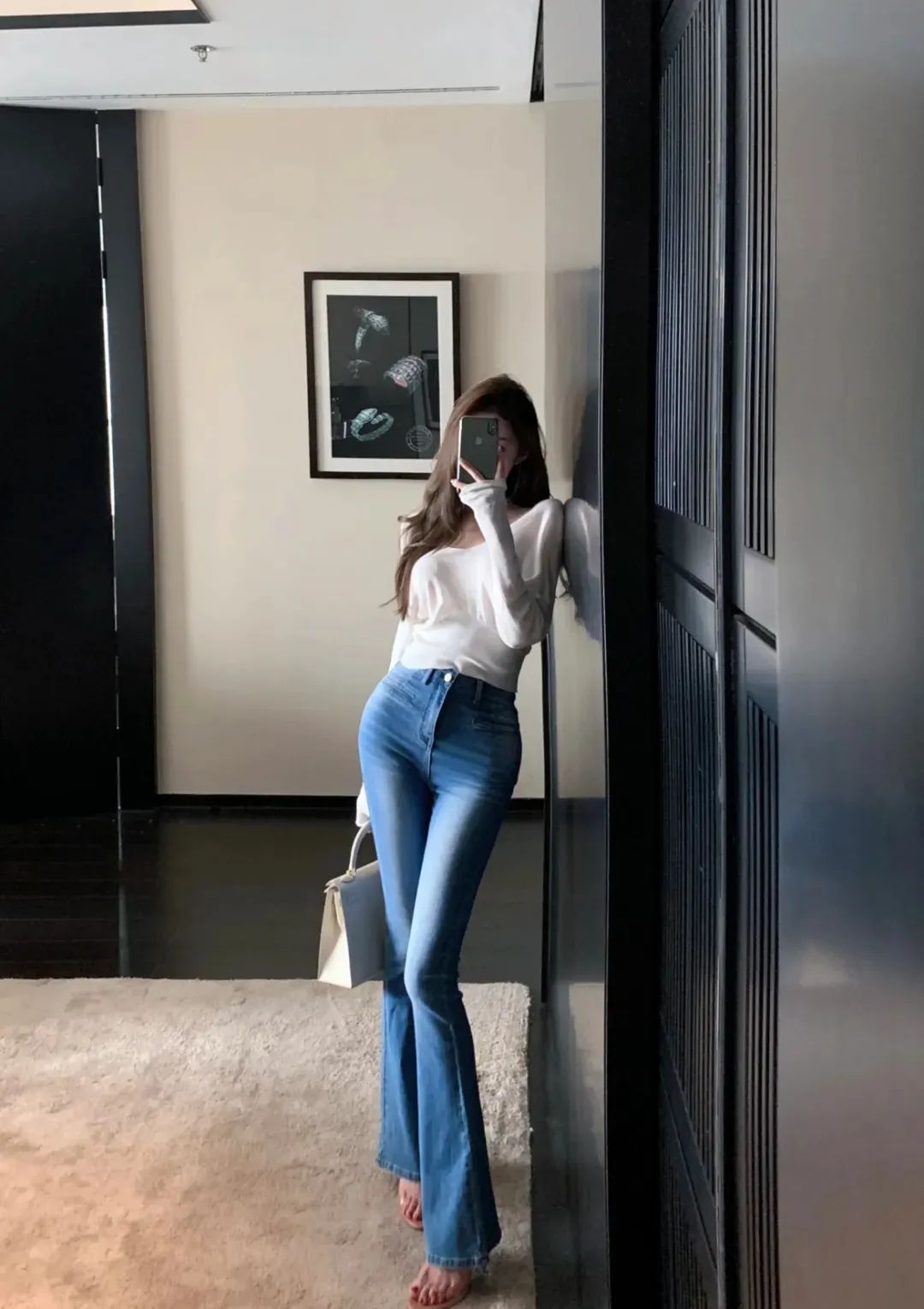 御姐｜又是仙气飘飘的一天 纯欲风尽显身材魅力 - 炫图天下