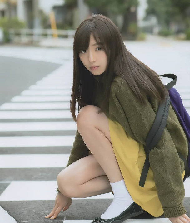 日本罕见的御姐美女，大长腿真的顶 - 炫图天下