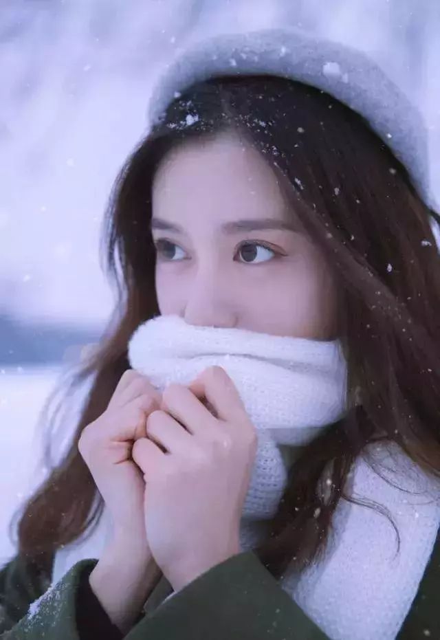 8个雪天拍照永不过时的姿势！很赞很好看！ - 炫图天下