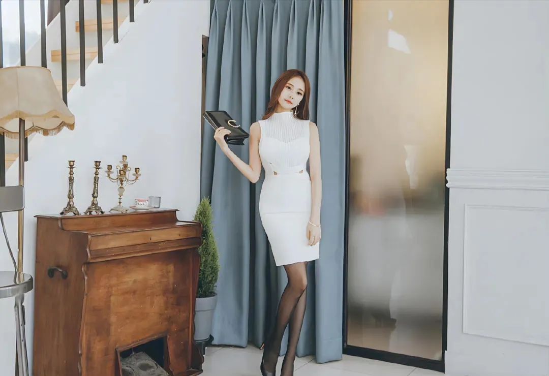 美女模特、黑丝美腿、绝美身材 - 炫图天下