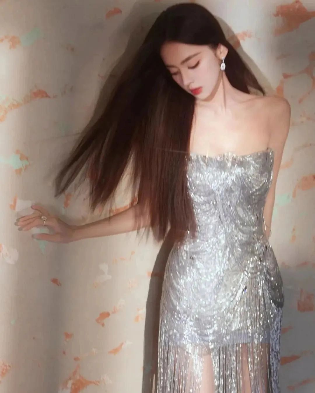 古力娜扎，仙女气质，美得不可一世 - 炫图天下