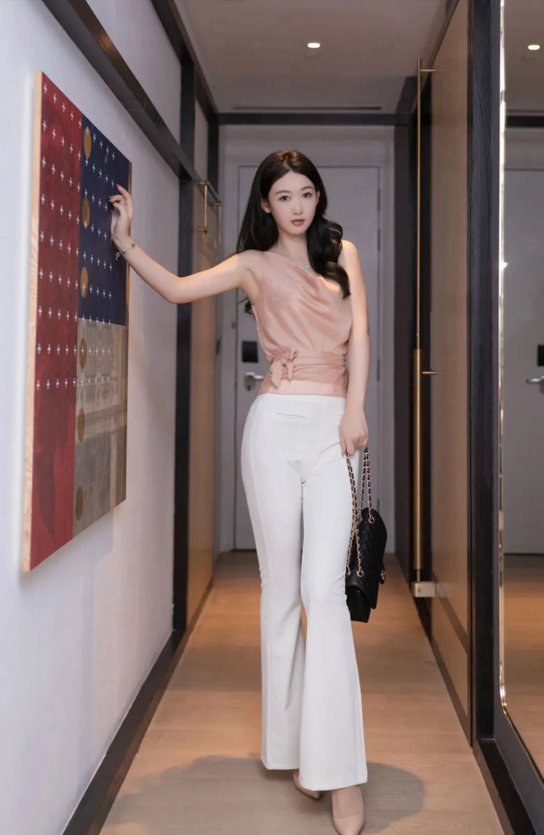 美女模特、高跟长腿、妩媚性感 - 炫图天下
