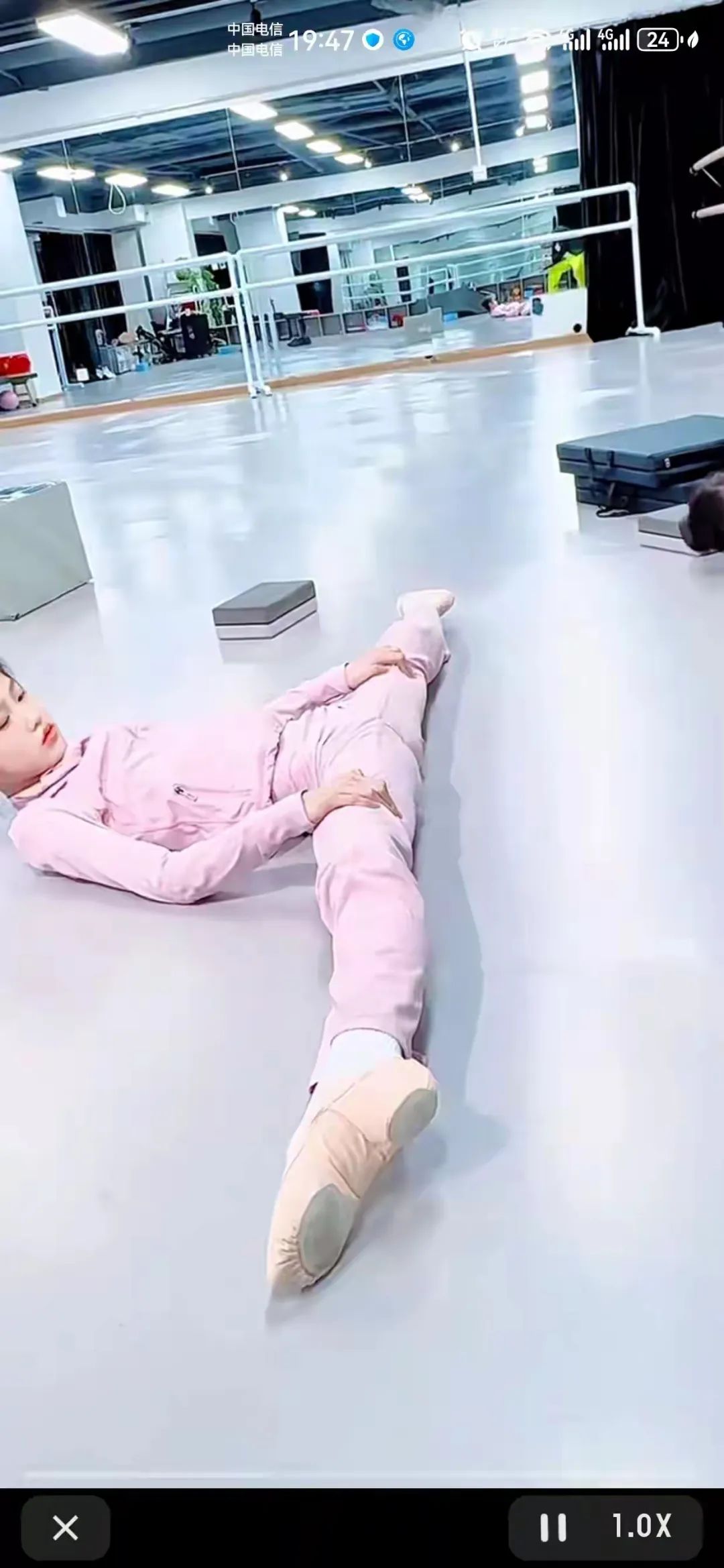 一字马要从小抓起 - 炫图天下