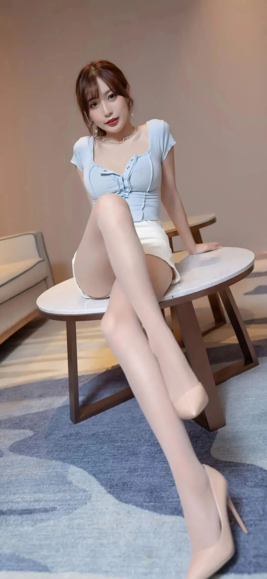 写真 | 夏日炎炎，热裤美腿消暑 - 炫图天下