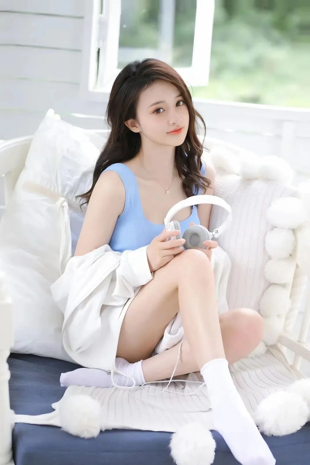 风和日丽，是一个美丽的夏日。那天，我决定去拍一些艺术照来留念。 - 炫图天下