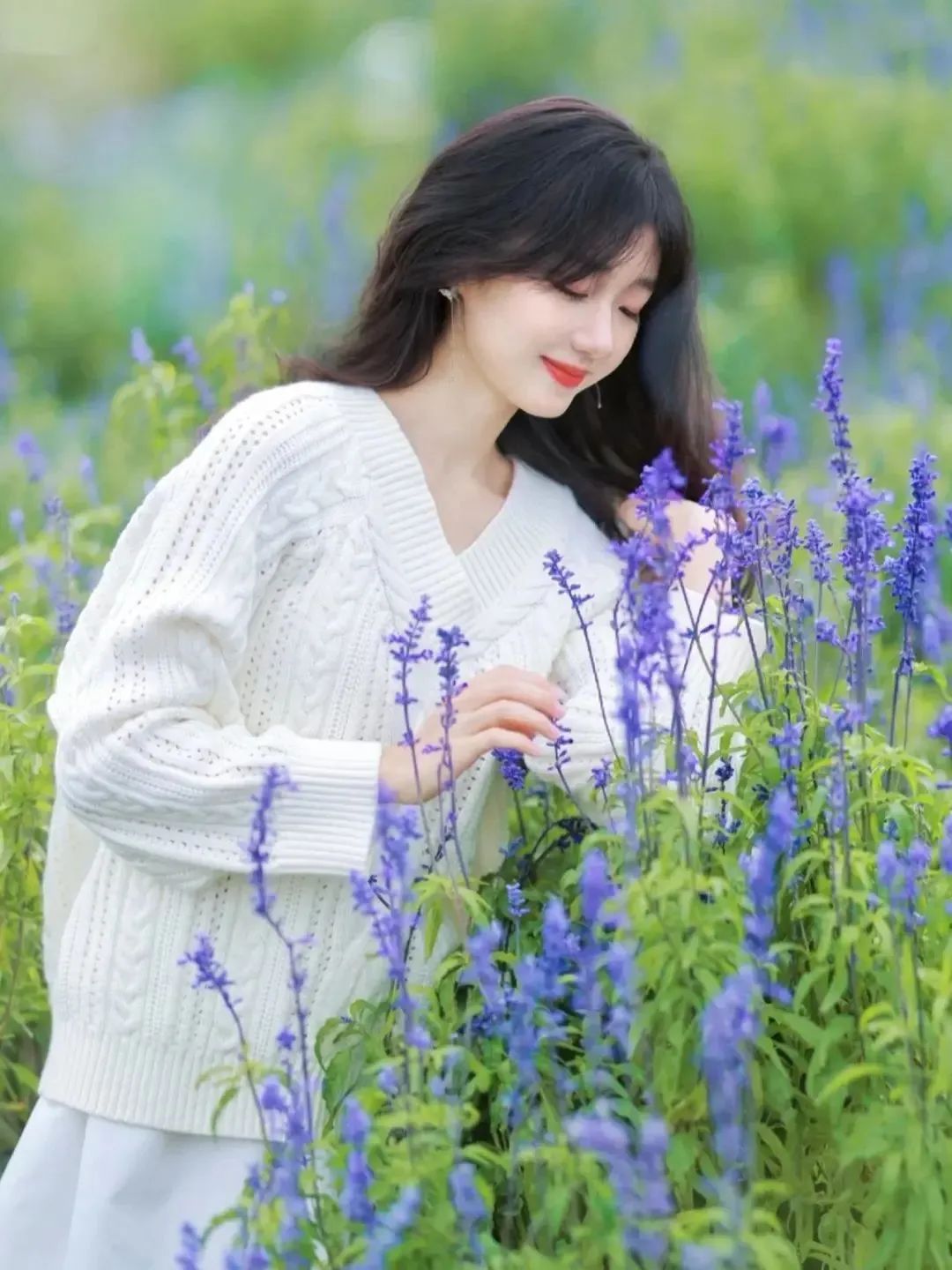 夏日花海拍摄攻略：人美花更美的秘诀 - 炫图天下