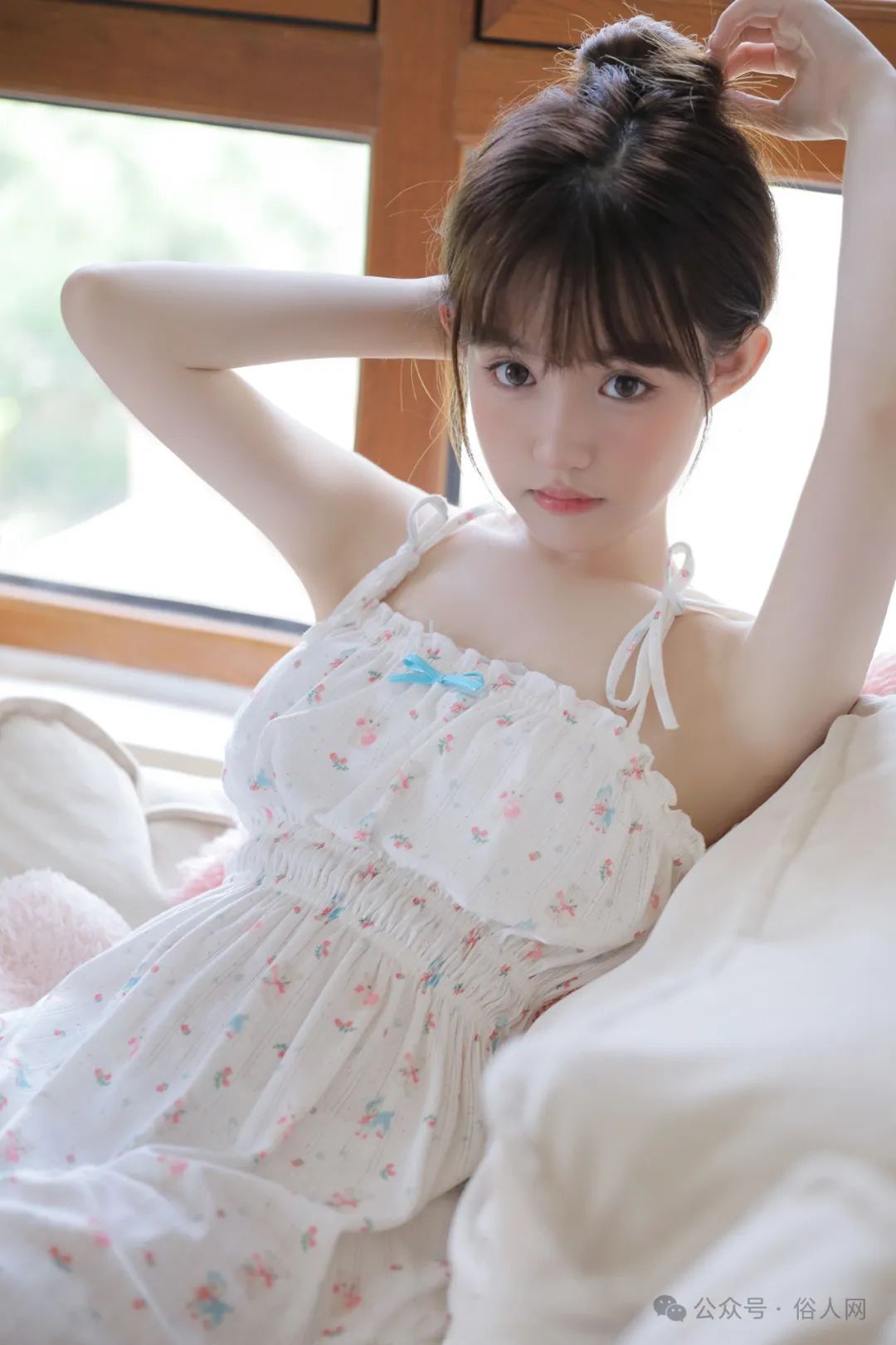 美女图片写真清新韩系高级感 - 炫图天下